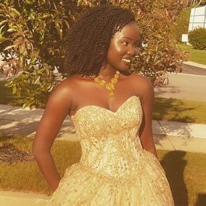 Meet your Posher, Achol